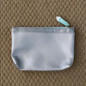 3 for 15$ Ipsy Bag Silver Sparkles Makeup Bag